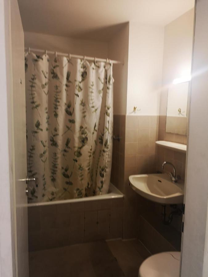 Appartement Am Uni Park Koeln Suelz Exteriör bild